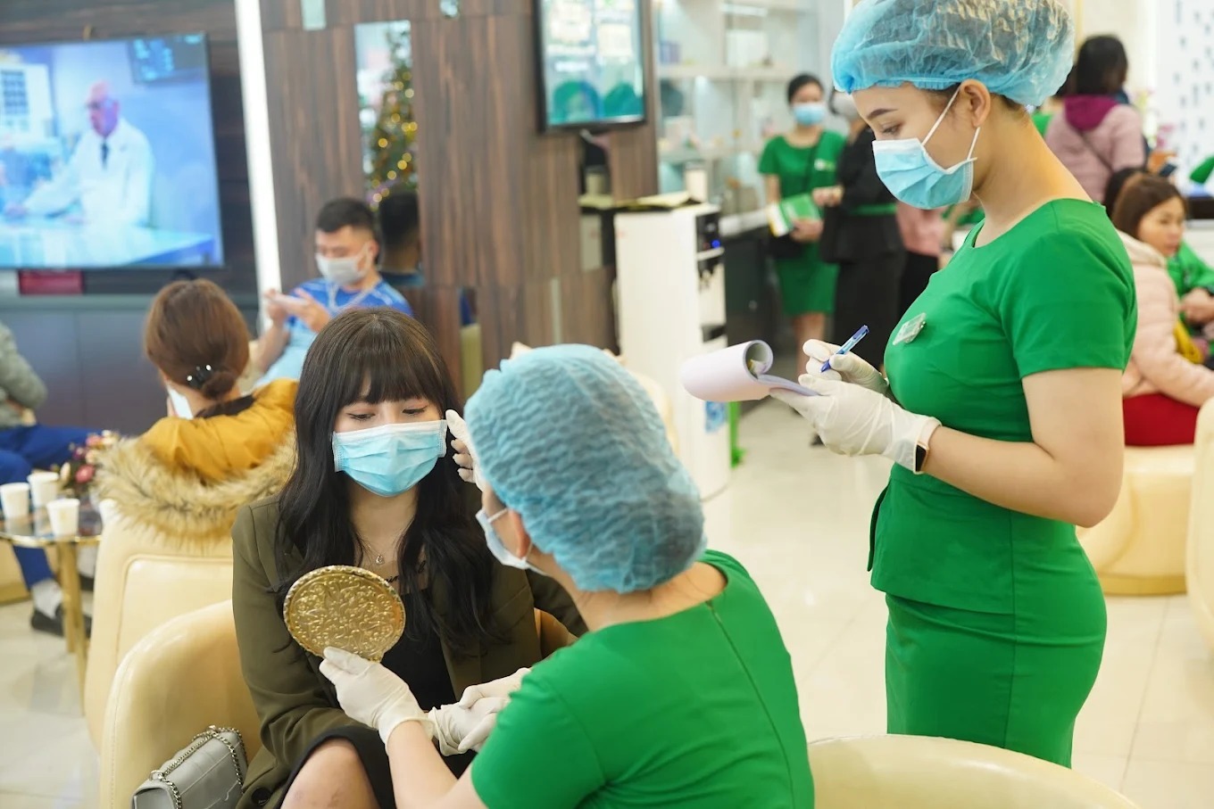 Cắt môi trái tim ở đâu đẹp? Top 5 địa chỉ cắt môi quyến rũ tự nhiên cắt môi trái tim ở đâu đẹp