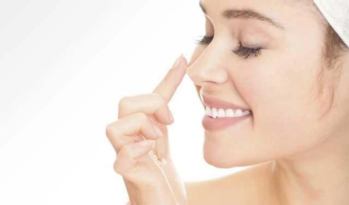 nâng mũi cấu trúc bao lâu thì gom lại