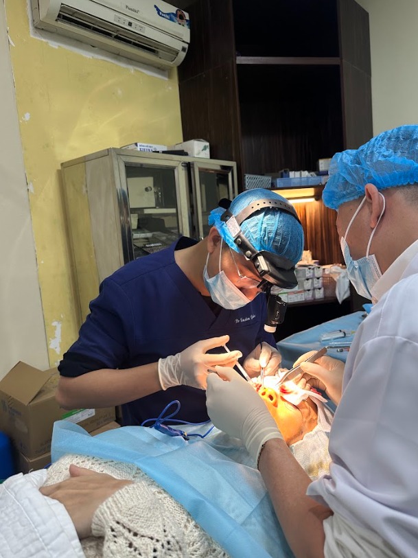 Thẩm mỹ Dr Xuân Quân - Kinh nghiệm phẫu thuật thẩm mỹ chuyên sâu 