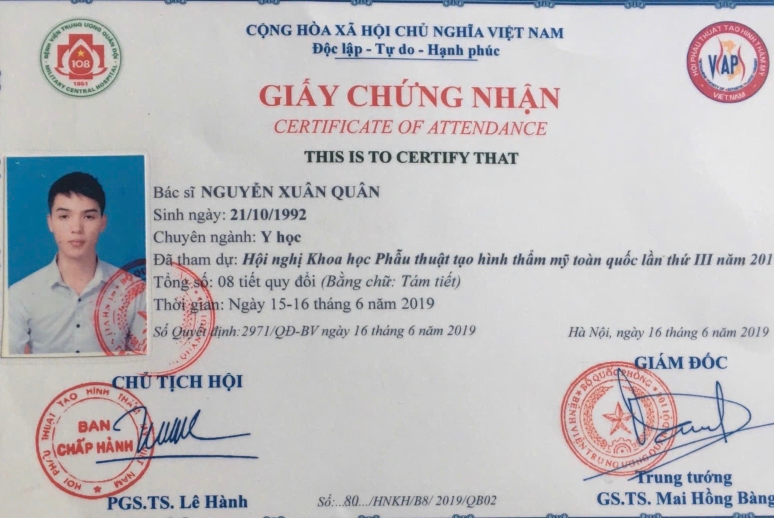Cắt mắt bị lật mí trên do đâu? Có khắc phục được không? Giấy chứng nhận phẫu thuật tạo hình thẩm mỹ toàn quốc của Dr Xuân Quân